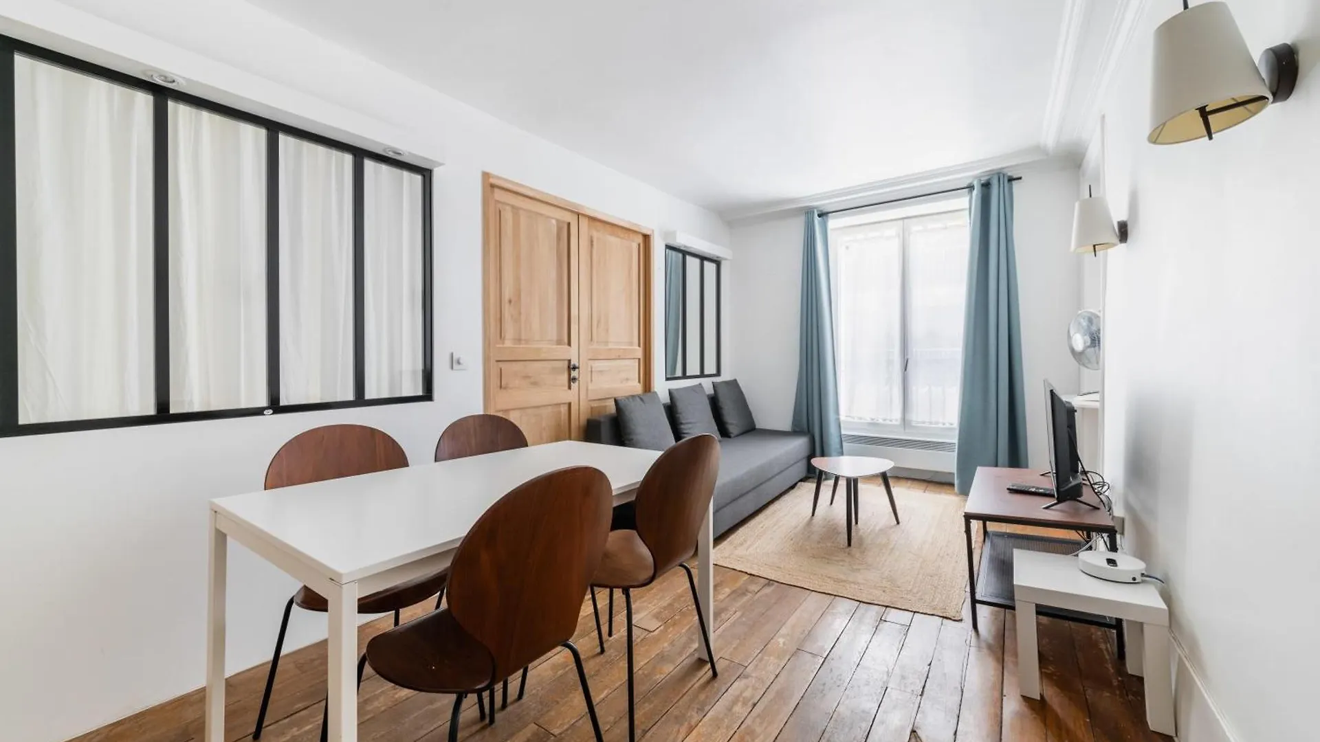 2 Pieces Confortable Metro Duroc - Paris 6 -4P France